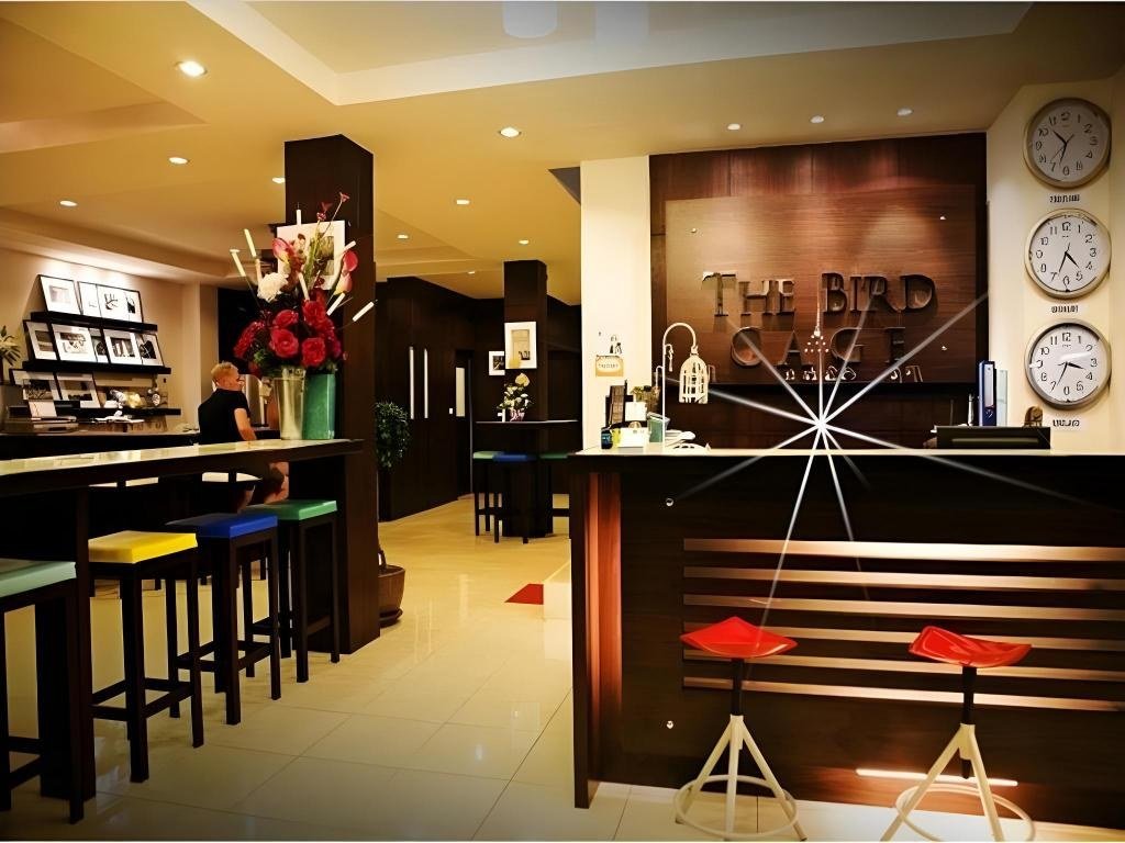 Фотография The Bird Cage Patong Guesthouse Hotel